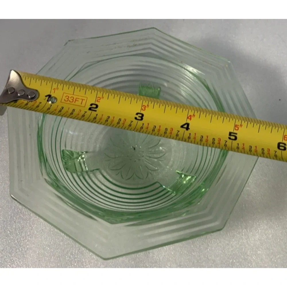 Vintage Uranium Glass Green Depression 7